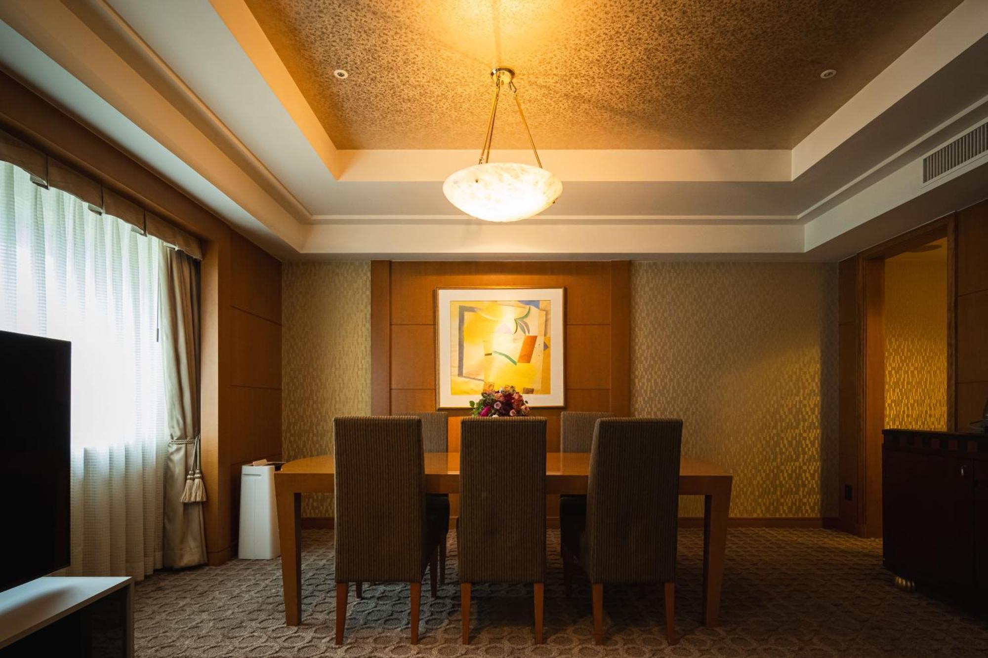 Отель Ana Crowne Plaza Matsuyama By Ihg Экстерьер фото